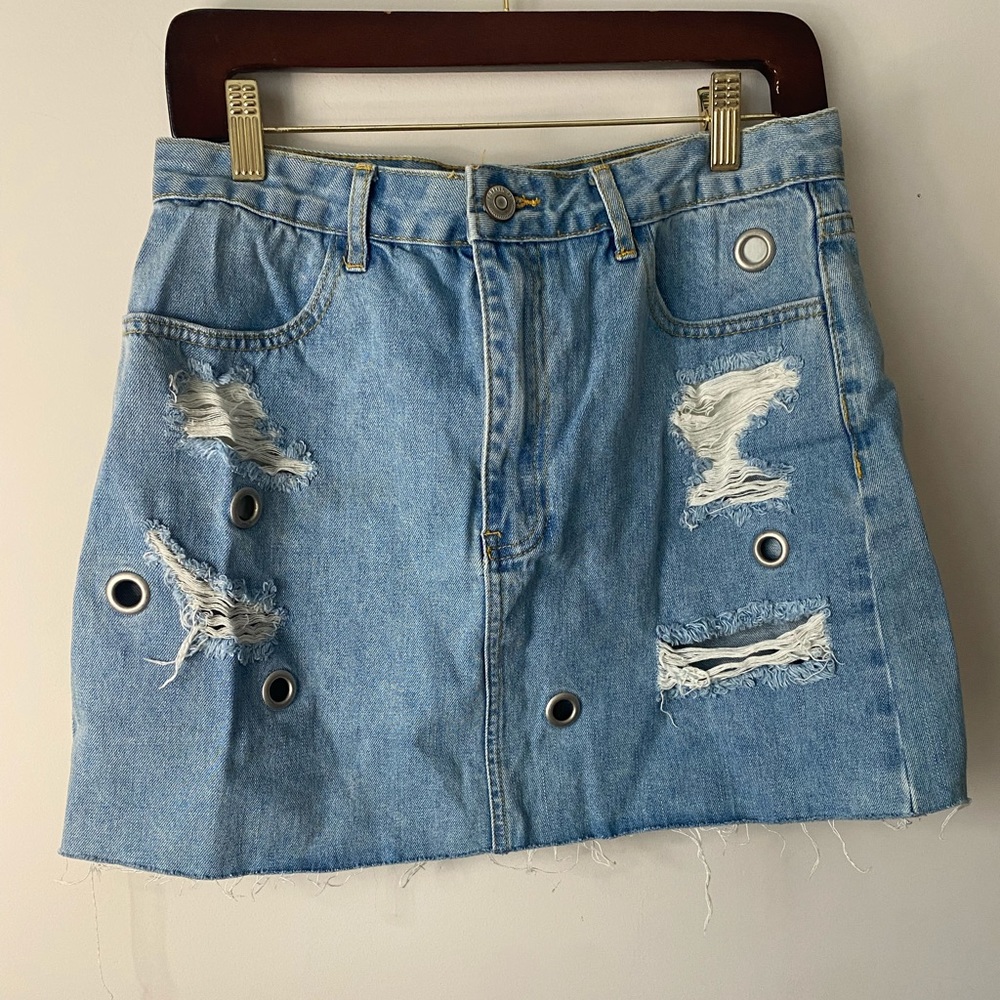Forever 21 size 30 waist skirt denim grunge Streetwear mini ripped womens